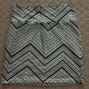 Charlotte Russe Geometric Black and White Pencil Skirt